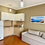 Sea Side Lungomare *