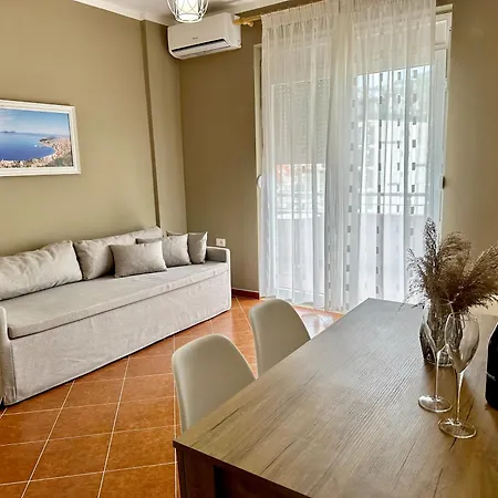 Sea Side Lungomare Apartamento