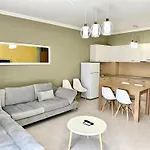Sea Side Lungomare Apartamento Vlorë
