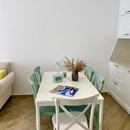 Sea Side Lungomare 公寓 Vlorë
